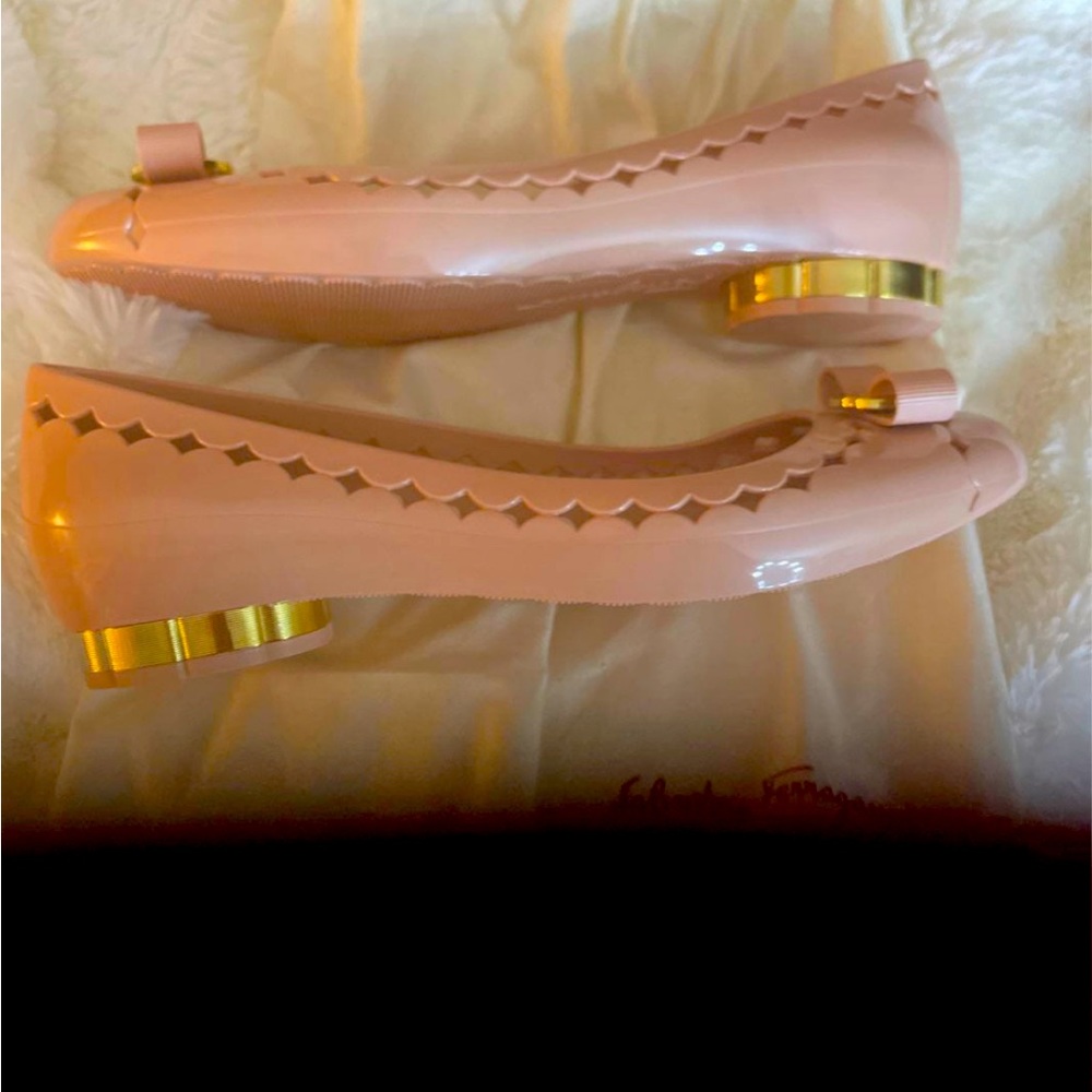 Salvatore Ferragamo Vara Bow Jelly Flats Size 10